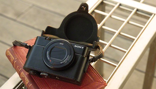 sony-cyber-shot-dsc-rx100-III-06