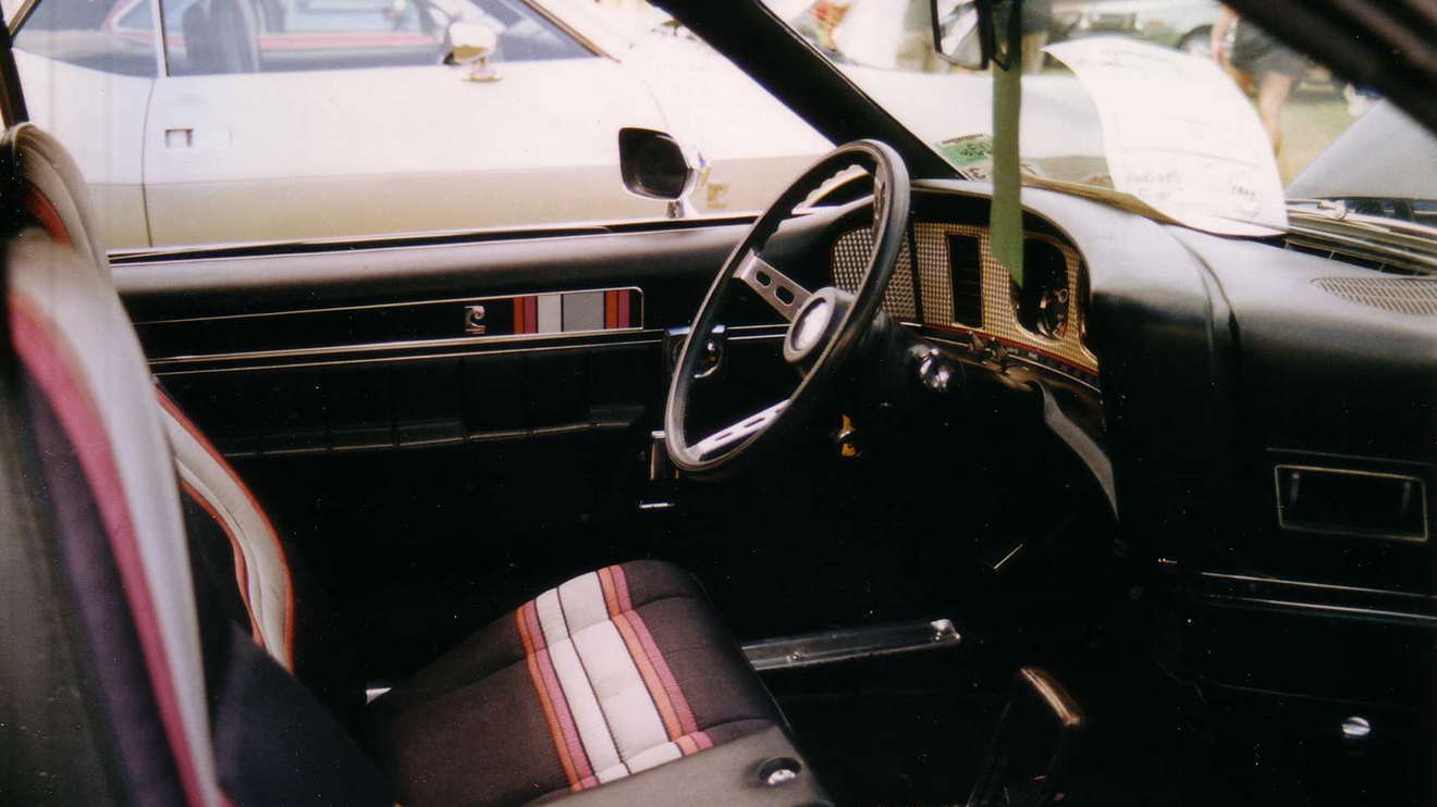 AMC Javelin Pierre Cardin Edition