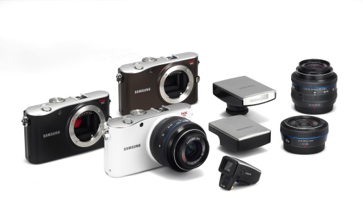 Samsung NX100 Samsung NX100