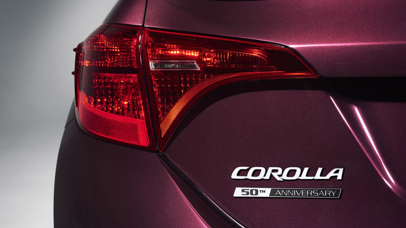 2017-Toyota-Corolla-50th-Anniversary-Special-Edition-taillight-and-badge