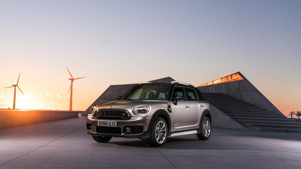 Mini Cooper Tarihinin Ilk Hybrid Modeli 2017 S E Countryman All4