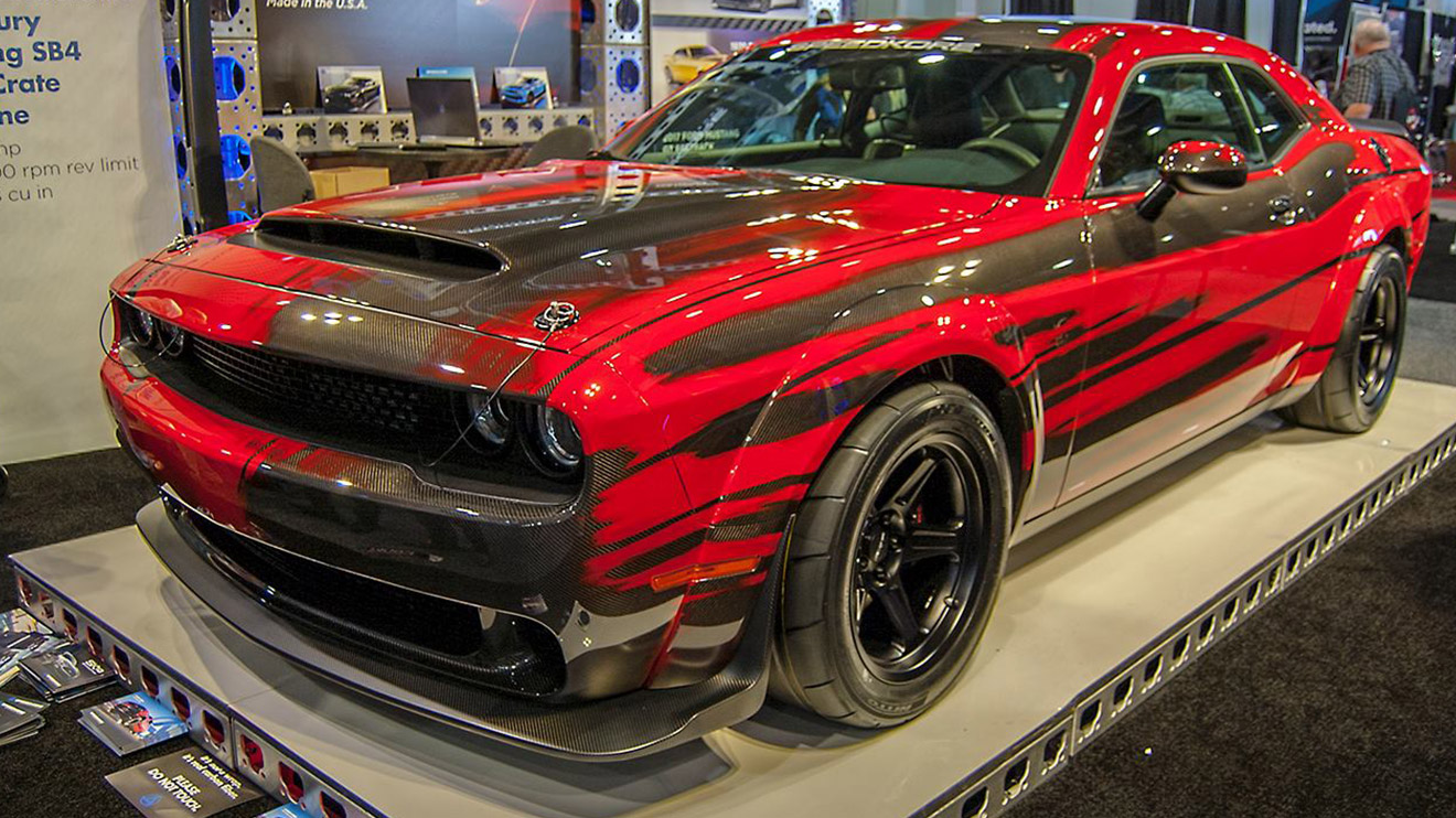 Rekorları altüst eden Dodge Challenger SRT Demon sahnede - LOG Rekorları altüst eden Dodge Challenger SRT Demon sahnede - LOG