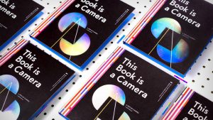 Fotoğraf çekebilen kitap