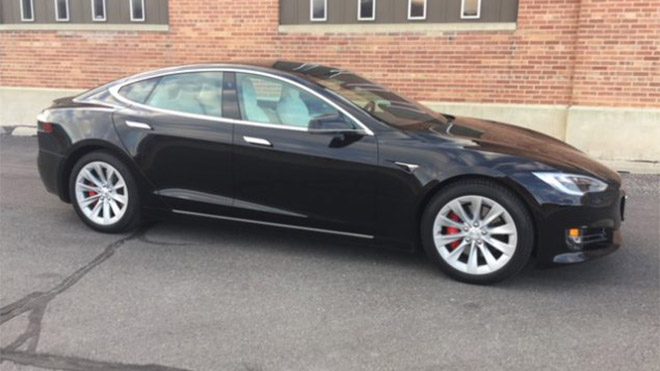 Zırhlı Tesla Model S