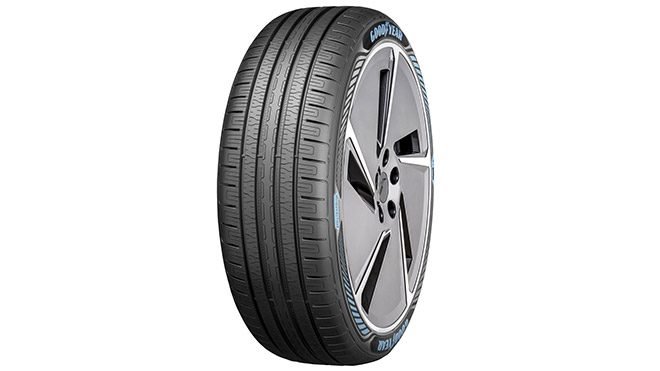 Goodyear EfficientGrip Performance