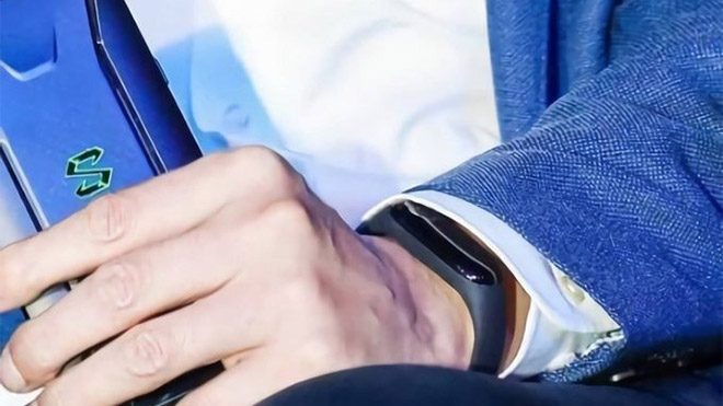 Xiaomi Mi 7, Mi Band 3