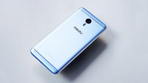 Meizu 16 ve Meizu 16 Pro