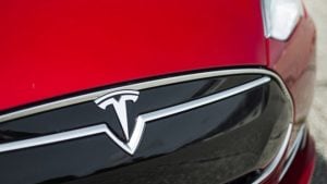 Tesla Quadra Elon Musk