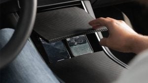 Tesla Model 3 Nomad kablosuz şarj