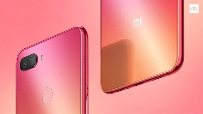 Xiaomi Mi 8 Screen Fingerprint Edition ve Xiaomi Mi 8 Youth Edition