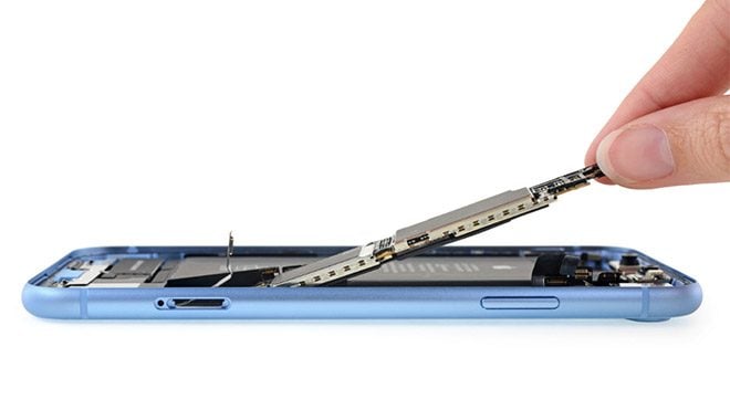 Apple iPhone XR iFixit