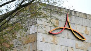 en çok satan otomobil grubu Renault-Nissan-Mitsubishi