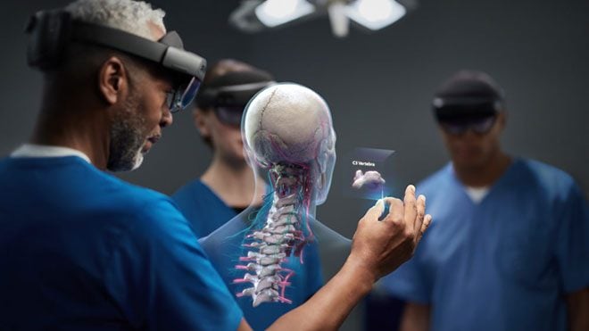 Microsoft HoloLens 2