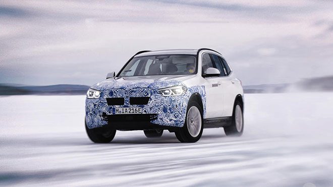 BMW elektrikli otomobil i4 iNext iX3