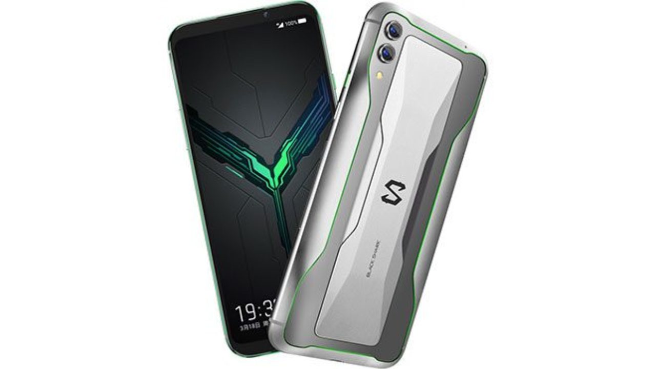 Смартфон 12 гб. Xiaomi Black Shark 2 128 ГБ. Смартфон Блэк Шарк 2. Xiaomi Black Shark 2 8/128gb. Игровой смартфон Xiaomi Black Shark 2.
