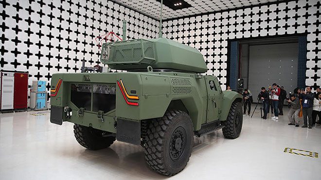 Türkiye'nin ilk elektrikli zırhlı aracı Akrep II