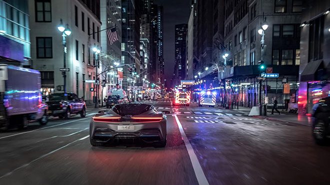 Pininfarina Battista elektrikli otomobil