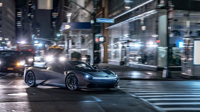 Pininfarina Battista elektrikli otomobil