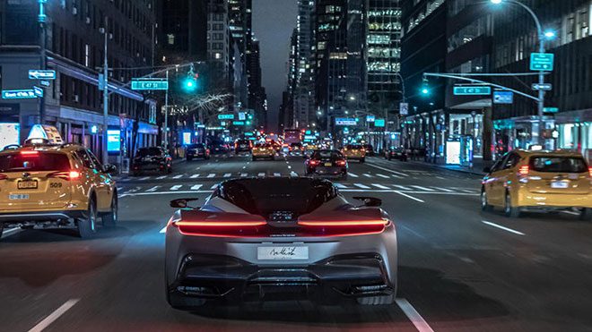 Pininfarina Battista elektrikli otomobil
