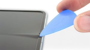 Katlanabilir telefon Samsung Galaxy Fold iFixit