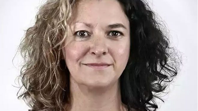 Julie, 61, Isabelle, 32, 2011