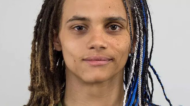 Kristof, 19 Madined, 41, 2017