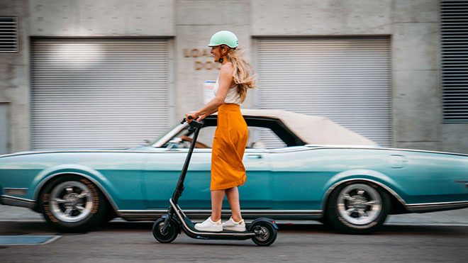 Boosted Red elektrikli scooter