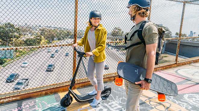 Boosted Red elektrikli scooter