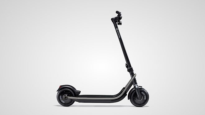 Boosted Red elektrikli scooter