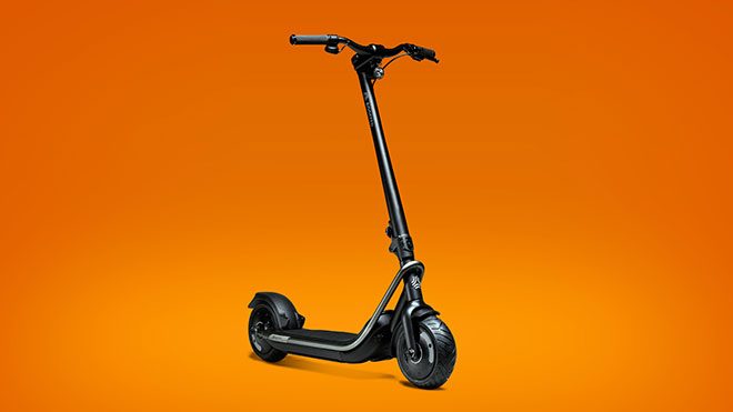 Boosted Red elektrikli scooter