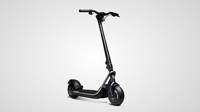 Boosted Red elektrikli scooter