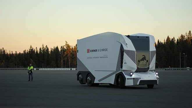 Einride sürücüsüz kamyon T-Pod