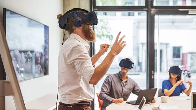 HTC VIVE VIVE Pro sanal gerçeklik başlığı