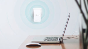 TP-Link Mesh sistemli Wi-Fi menzil genişletici