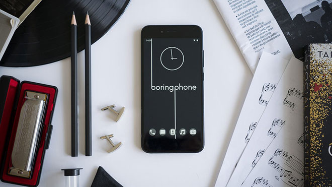 BoringPhone akıllı telefon