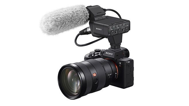 Sony a7R IV tam kare aynasız fotoğraf makinesi