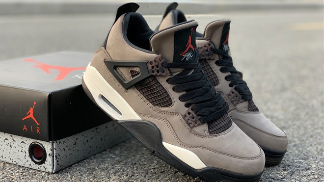 Travis Scoot x Air Jordan 4 Friends and Family Collection