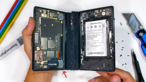 katlanabilir telefon Royole Flexpie