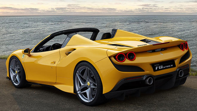 Ferrari F8 Spider