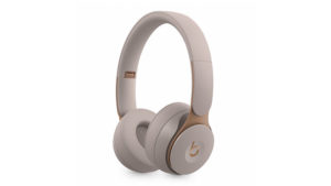 Apple Beats Solo Pro kablosuz kulaklık