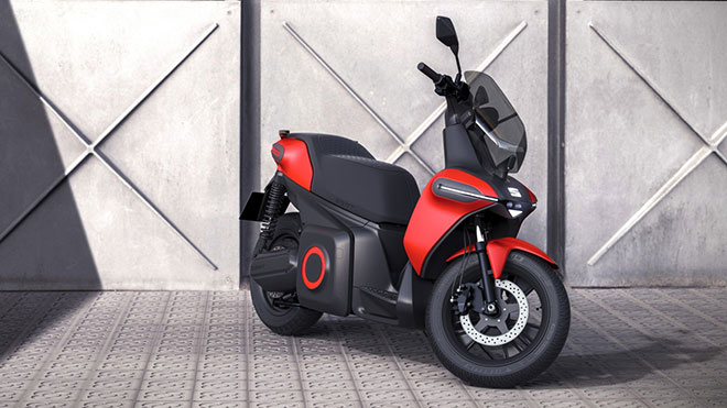 SEAT imzalı elektrikli motosiklet ve elektrikli scooter