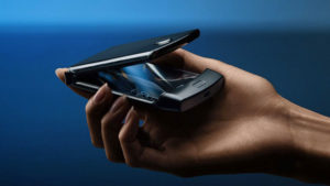 Motorola Razr 2 katlanabilir telefon