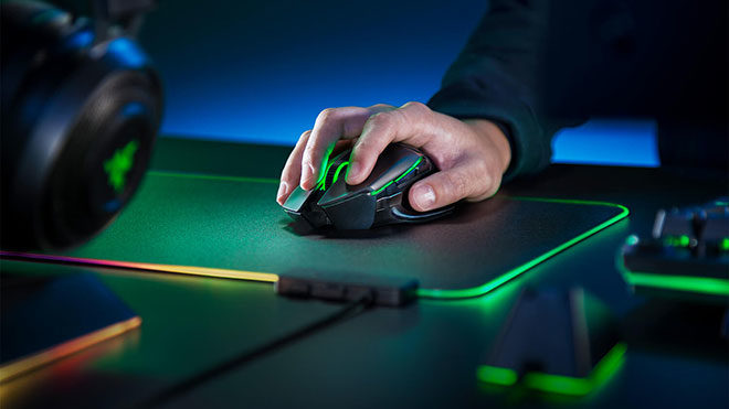 Razer Basilisk Ultimate kablosuz oyuncu faresi