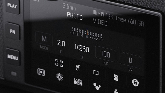 Leica SL2 tam kare aynasız fotoğraf makinesi