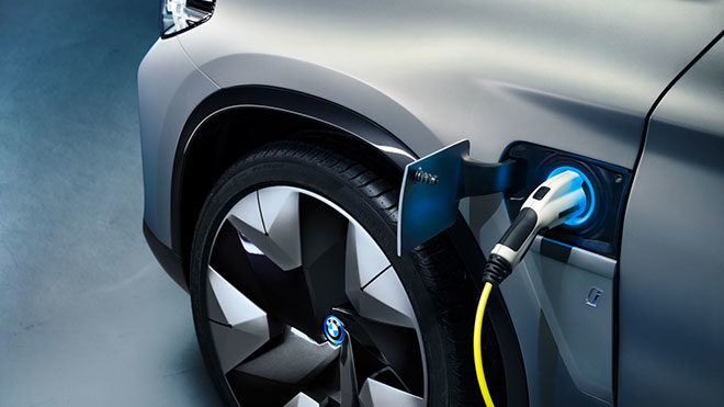 BMW elektrikli otomobil