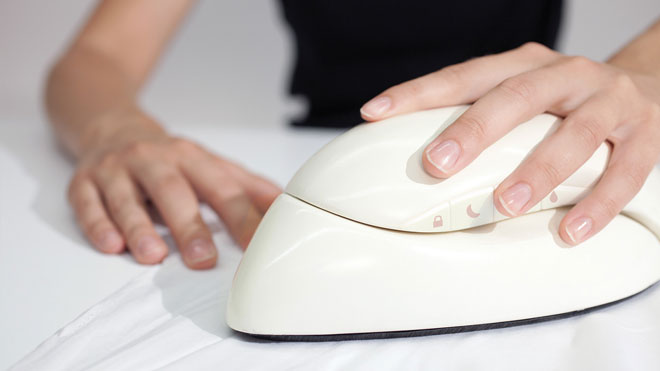 Mouse gibi kullanılabilen buharlı ütü: StraightenME