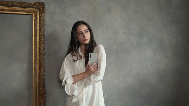 Sony Xperia 1 II ve Sony Xperia 10 II