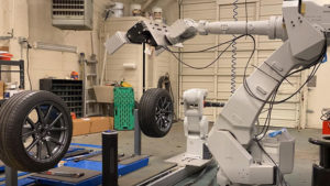 lastik değişim robotu