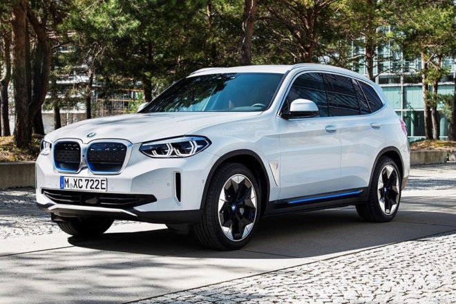 BMW iX3