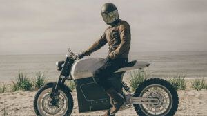 Dikkatleri üzerine toplayan şık elektrikli motosiklet: Tarform Luna